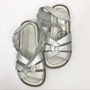 Salt Water Sandals, Silver Metallic, size 9